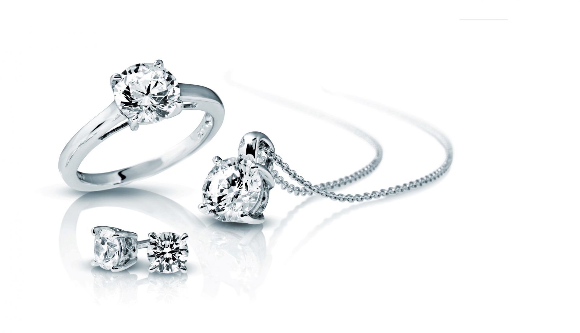 diamonfire-uhren-und-schmuck-mels-juwelier-victoria-trendtime-zug